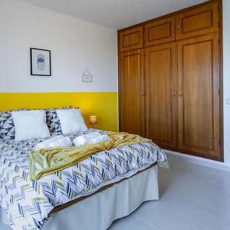 Sun House By Lovelystay Apartamento *