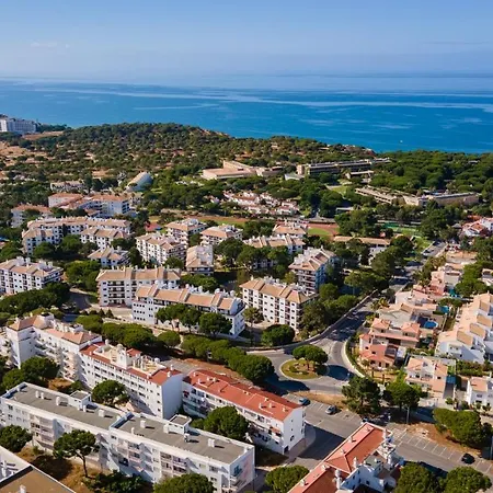 Sun House By Lovelystay Apartmán